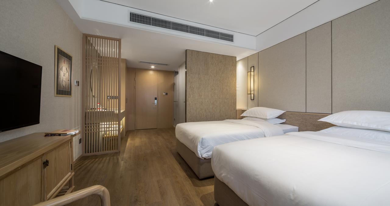 The Hidden House Hotel Chengdu Exterior photo