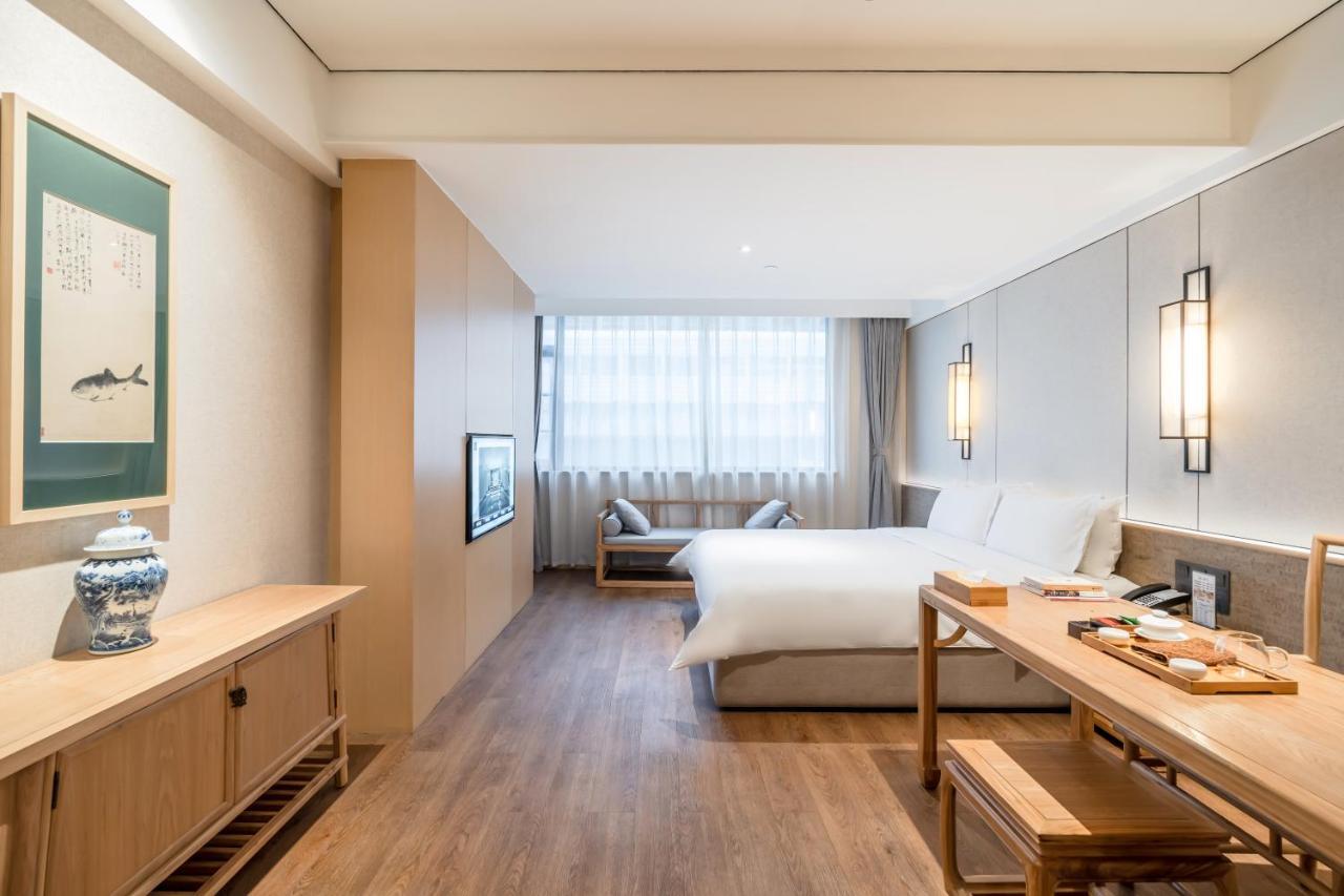 The Hidden House Hotel Chengdu Exterior photo